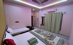 Manoj Homestay Hampi